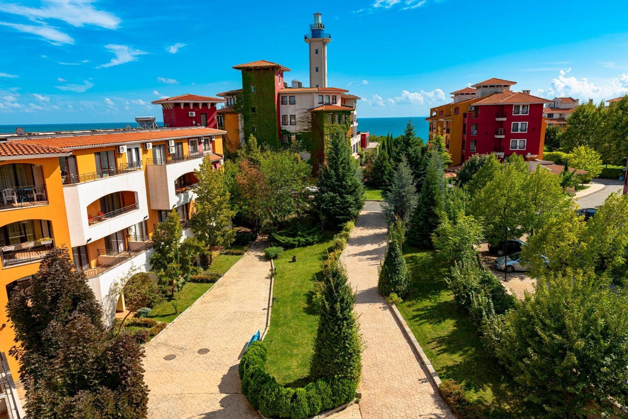 Menada Aheloy Apartments Exterior photo