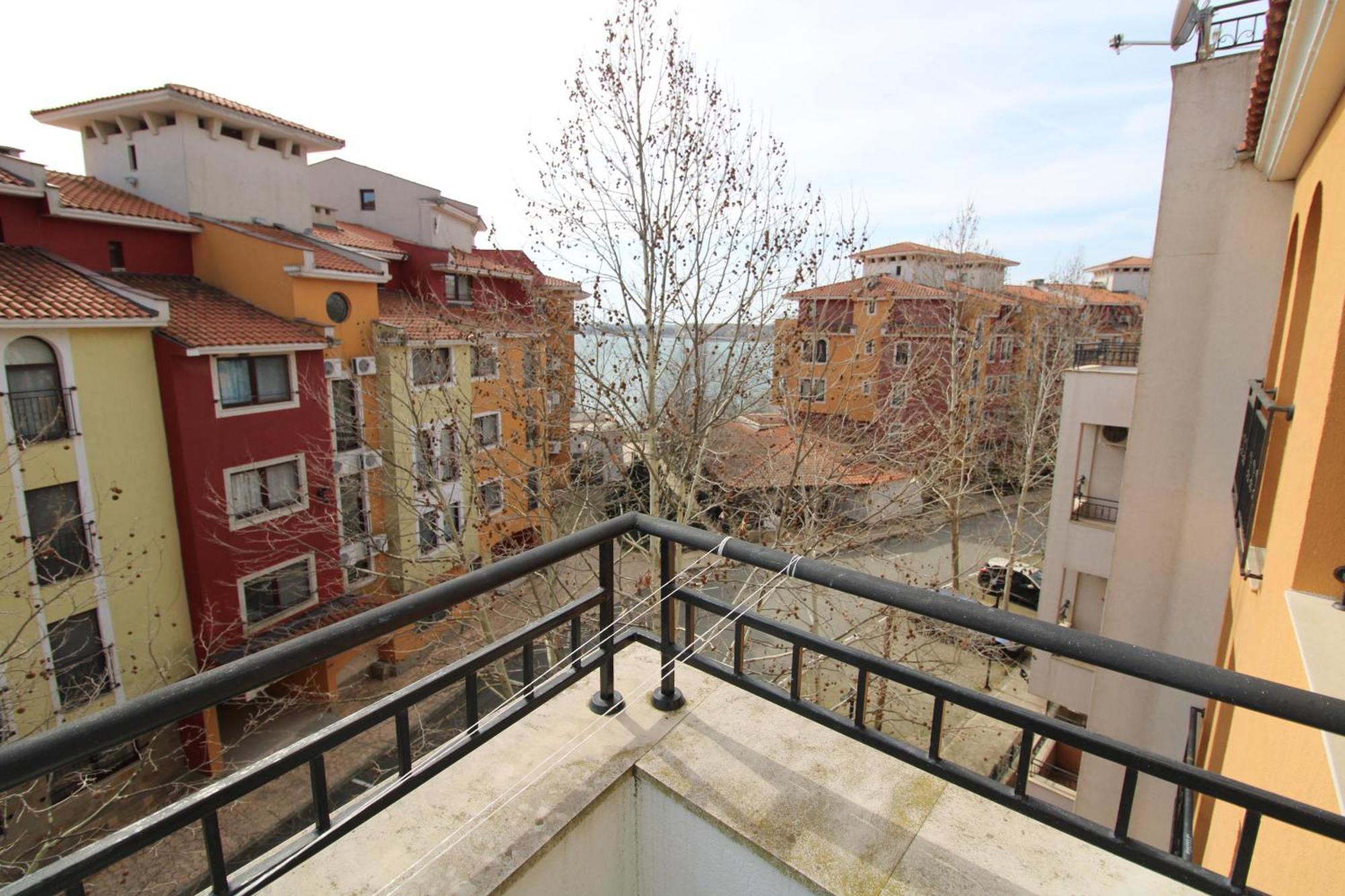 Menada Aheloy Apartments Exterior photo